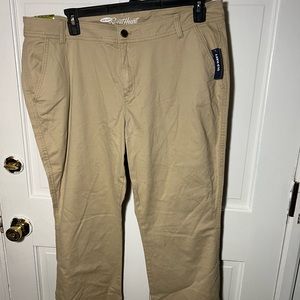 Old Navy size 18 regular boot cut the sweet heart khaki pants